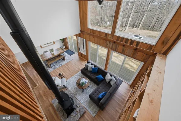 $650,000 | 9844 Timber Heights, Marshall, VA 20115