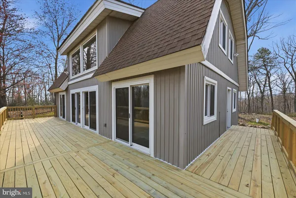 $650,000 | 9844 Timber Heights, Marshall, VA 20115