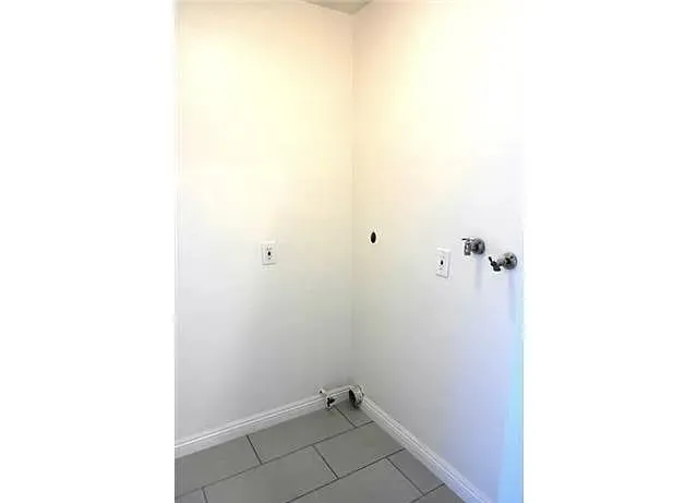 $1,780 | 5460 Dobbs Street, Los Angeles, CA 90032