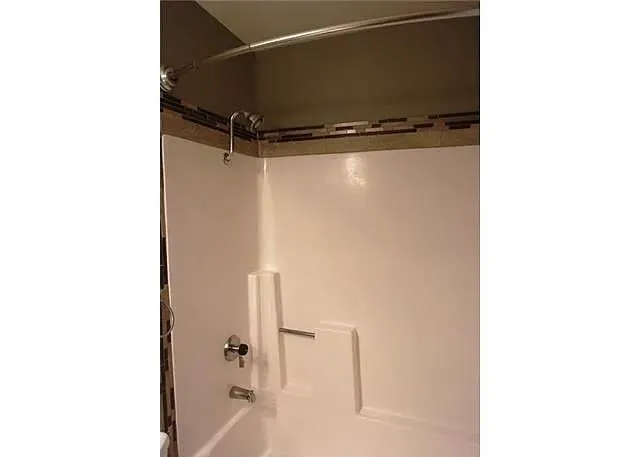 $1,780 | 5460 Dobbs Street, Los Angeles, CA 90032