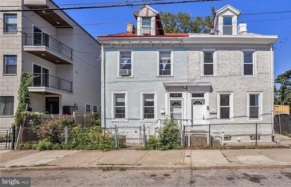 $2,700 | 129 East Phil Ellena Street, Philadelphia, PA 19119