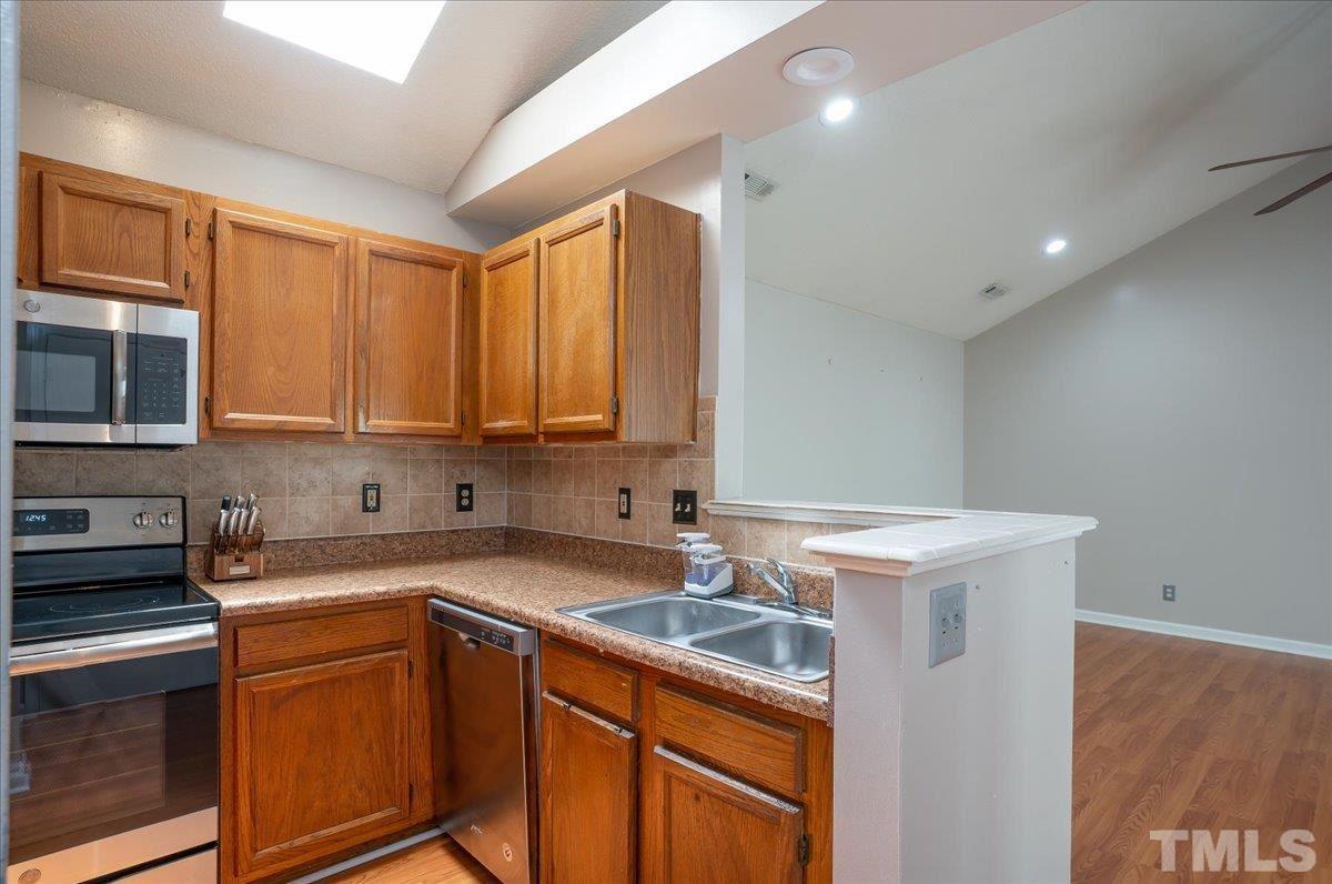 505 High Ridge Drive Durham, NC 27707 - Photo 9 of 22 Gallery Image 9