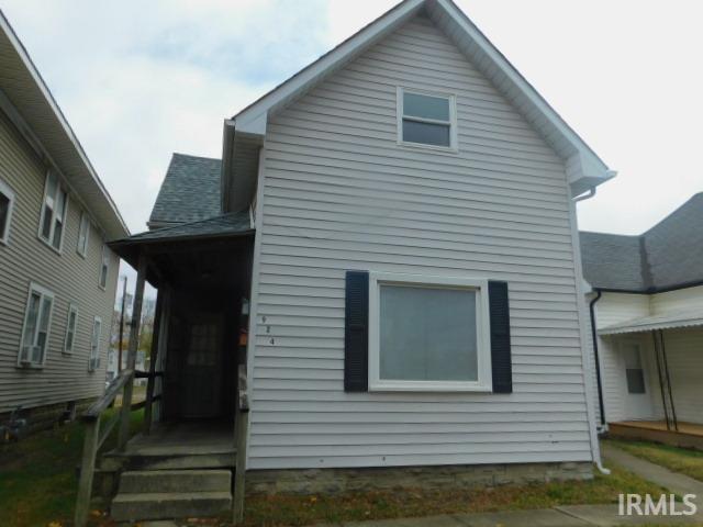 924 East Sycamore St  
