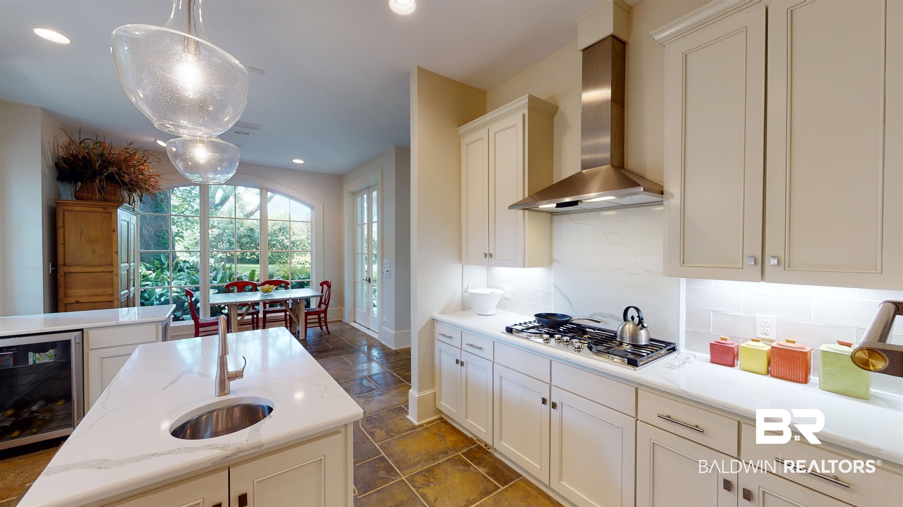 4 Drury Lane Mobile, AL 36608 - Photo 12 of 49