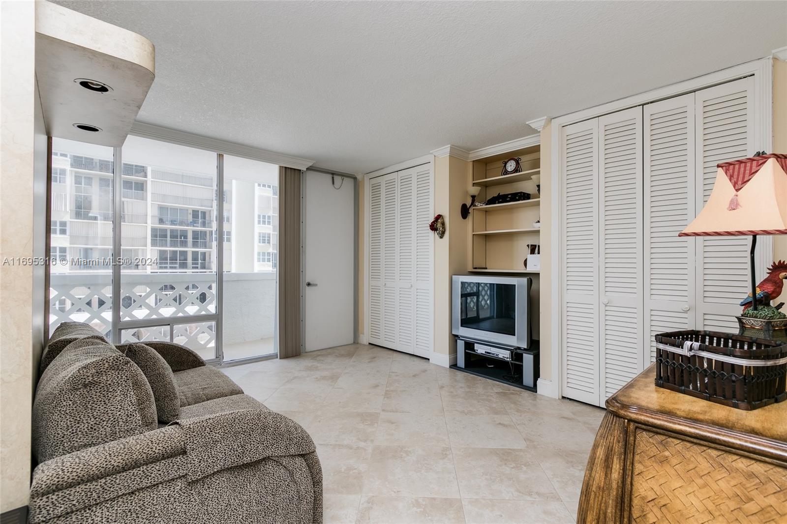 1200 South Ocean Boulevard, Unit 4D Boca Raton, FL 33432 - Photo 23 of 47