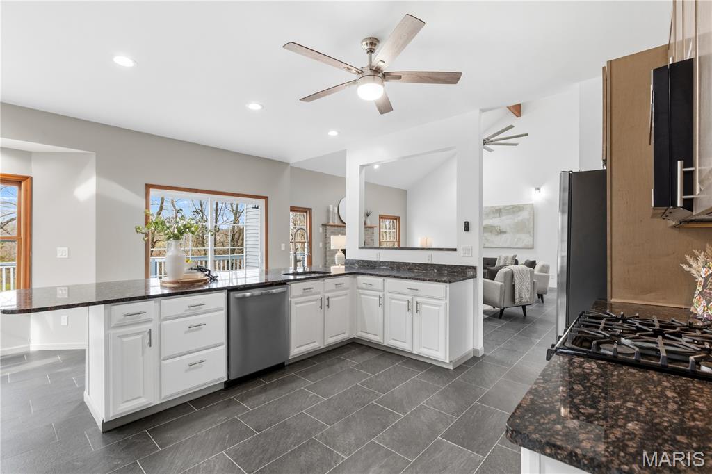 4118 Harbor High Ridge, MO 63049 - Photo 24 of 63