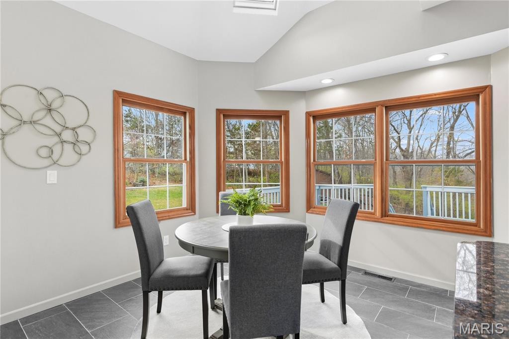 4118 Harbor High Ridge, MO 63049 - Photo 26 of 63