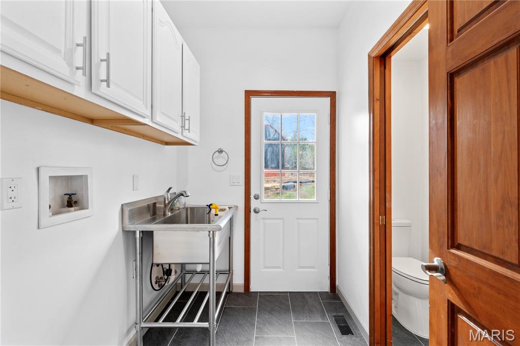 4118 Harbor High Ridge, MO 63049 - Photo 27 of 63