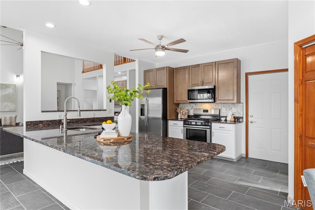 4118 Harbor High Ridge, MO 63049 - Photo 6 of 63