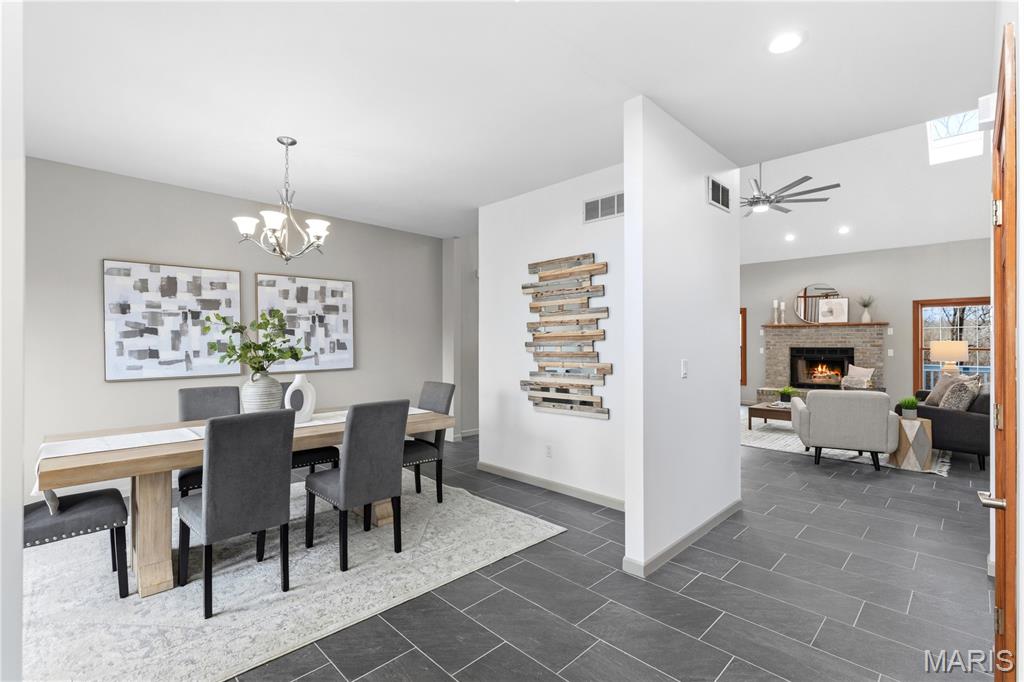 4118 Harbor High Ridge, MO 63049 - Photo 7 of 63