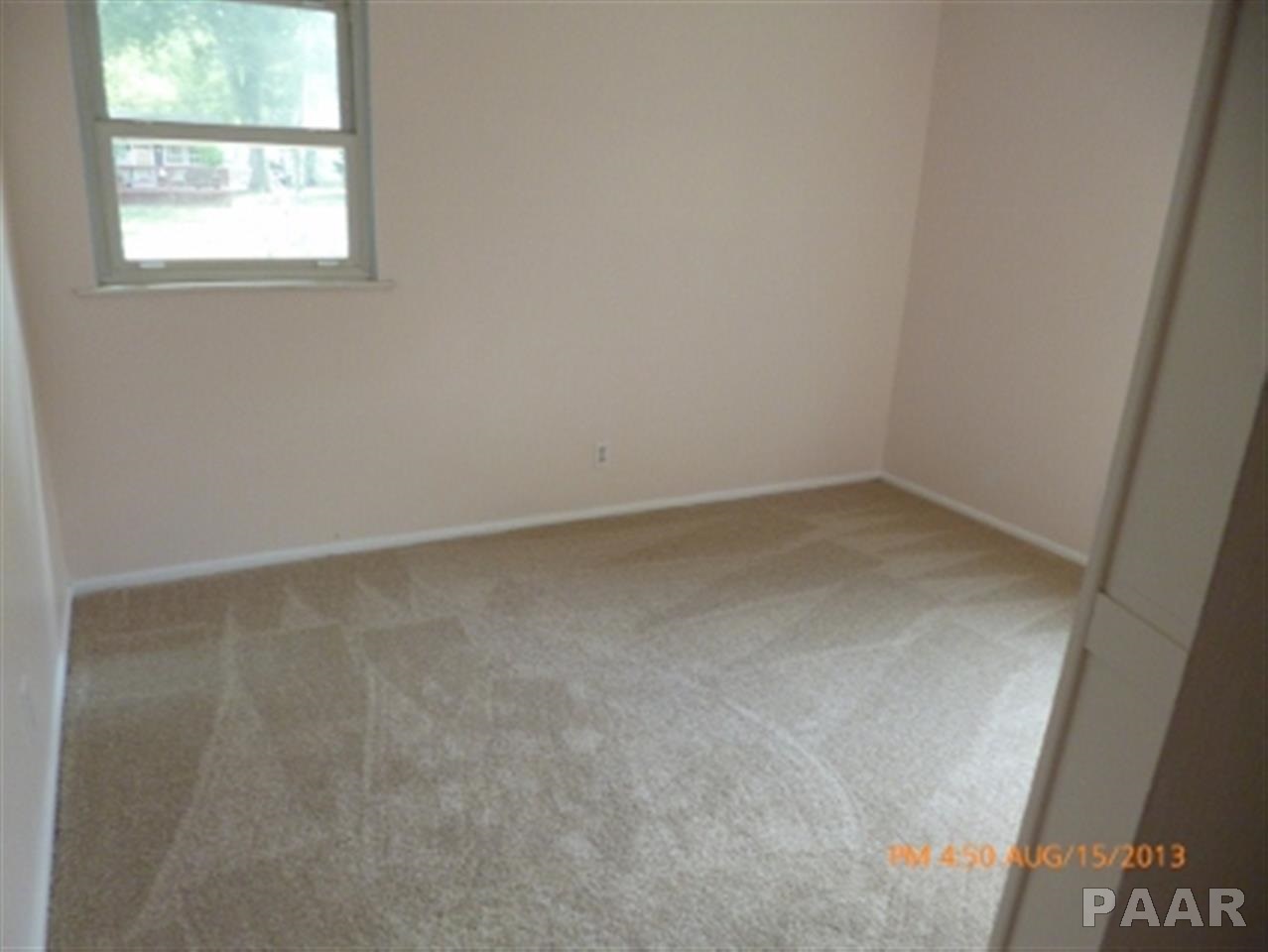 5006 West Pfeiffer Road Peoria, IL 61607 - Photo 9 of 10 Gallery Image 9