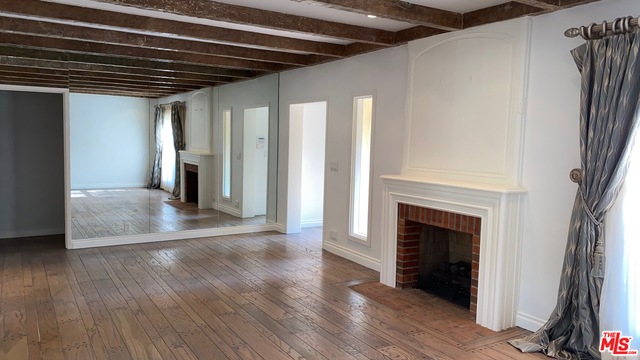 512 North Maple Drive Beverly Hills, CA 90210 - Photo 11 of 20