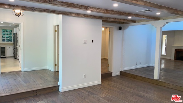 512 North Maple Drive Beverly Hills, CA 90210 - Photo 18 of 20