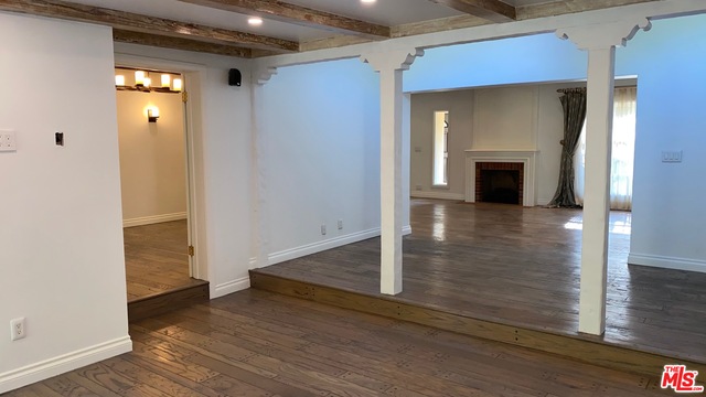 512 North Maple Drive Beverly Hills, CA 90210 - Photo 19 of 20