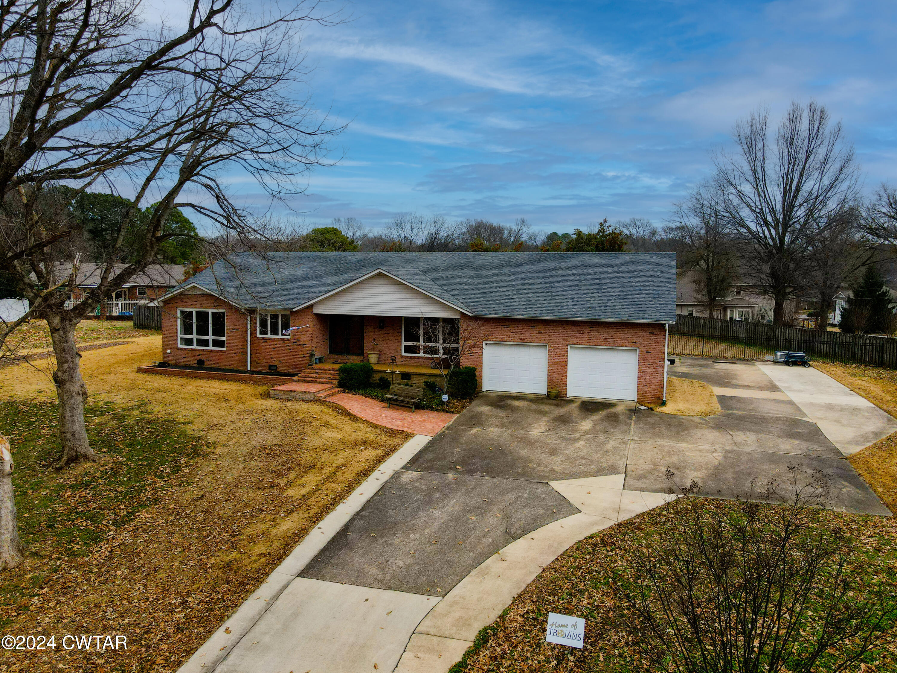 1030 Valley Road Dyersburg, TN 38024 - Photo 2 of 26 Front