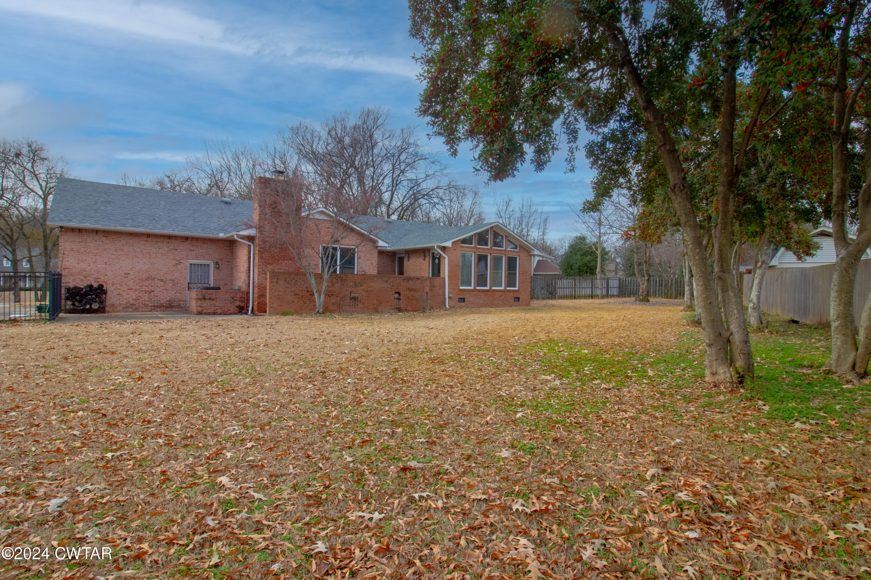 1030 Valley Road Dyersburg, TN 38024 - Photo 7 of 26 Rear