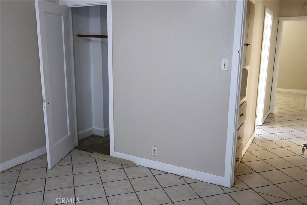 1311 6th Avenue Corning, CA 96021 - Photo 19 of 48 a view of an empty room