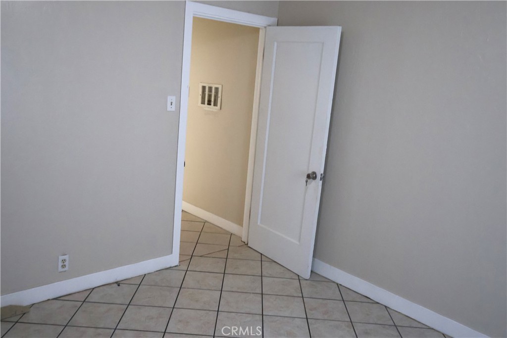 1311 6th Avenue Corning, CA 96021 - Photo 20 of 48 a view of an empty room