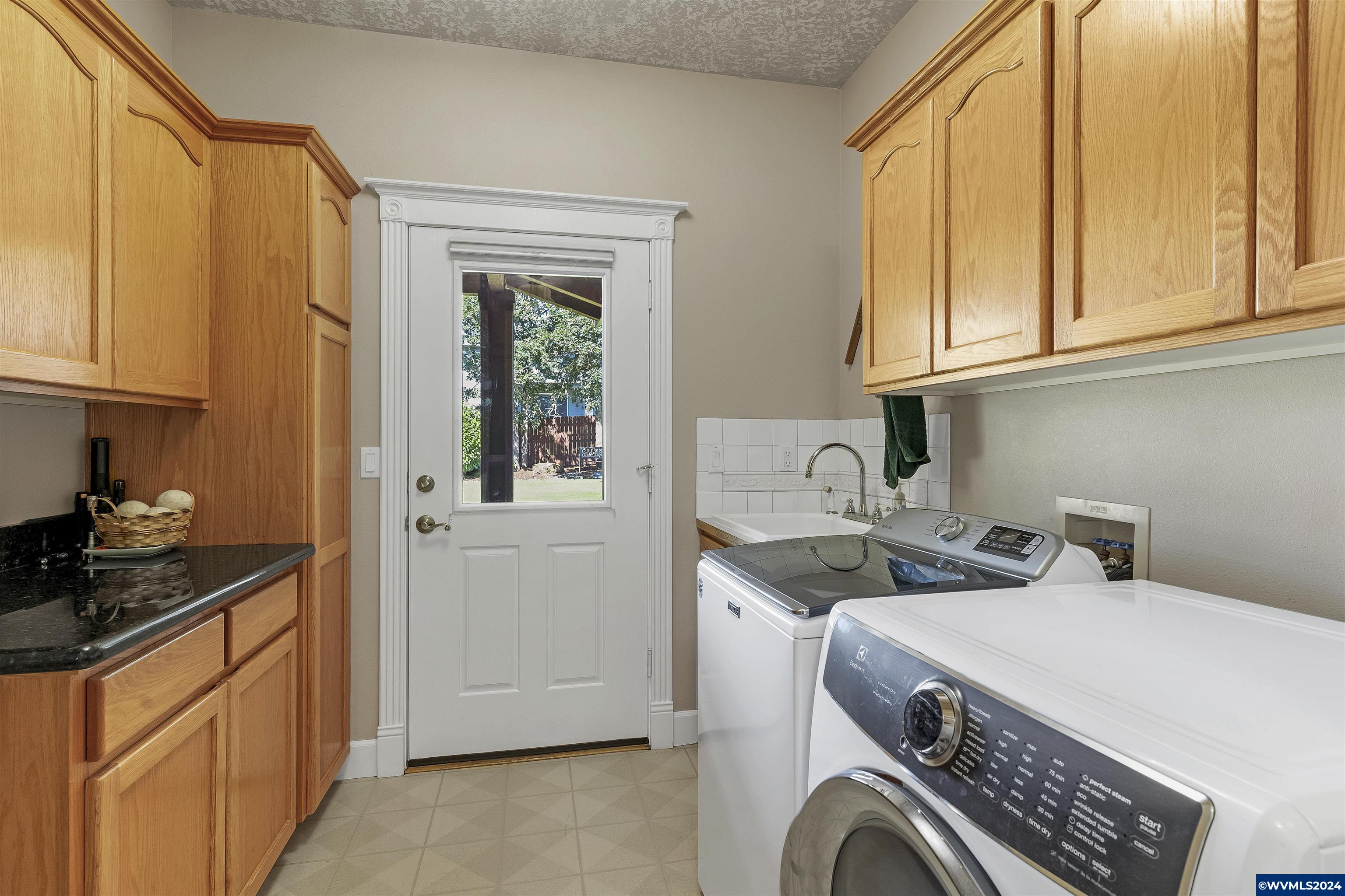 2225 Simmons Street Northwest Salem, OR 97304 - Photo 28 of 42 Gallery Image 28