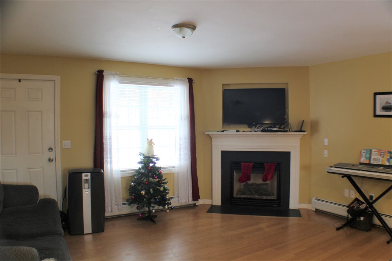 136 Mt Delight Road Epsom, NH 03234 - Photo 5 of 22