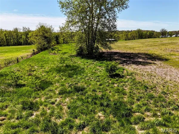 $450,000 | 418 County Road 418, Hannibal, MO 63401