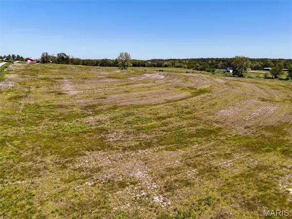$450,000 | 418 County Road 418, Hannibal, MO 63401