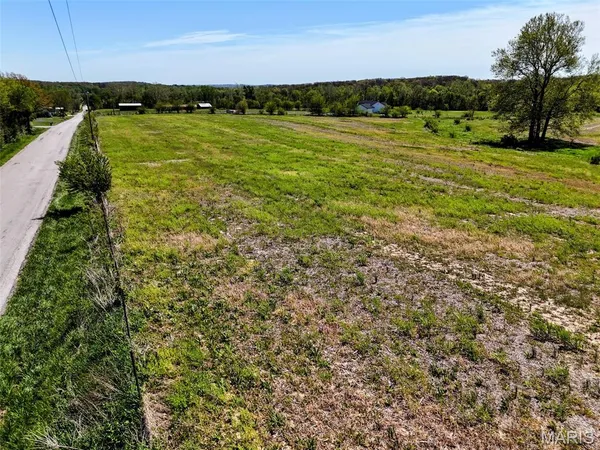$450,000 | 418 County Road 418, Hannibal, MO 63401