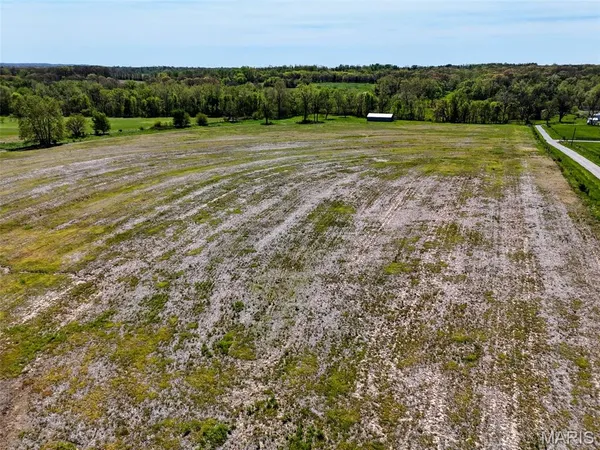 $450,000 | 418 County Road 418, Hannibal, MO 63401