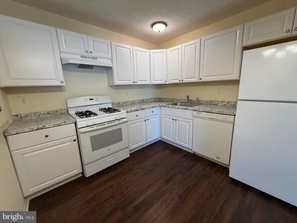 $1,800 | 64 Mattix Run, Absecon, NJ 08205