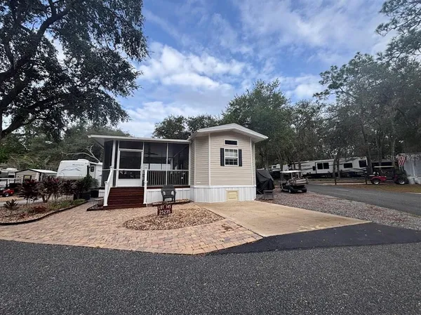 $169,900 | 25235 Northeast 143rd Place, Unit 145, Salt Springs, FL 32134