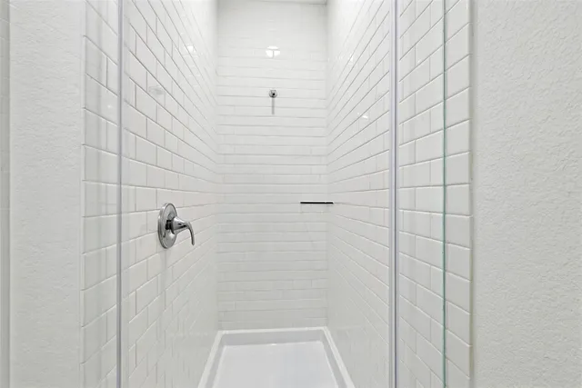 $415,000 | 736 Washita Fls Lane, Conroe, TX 77304