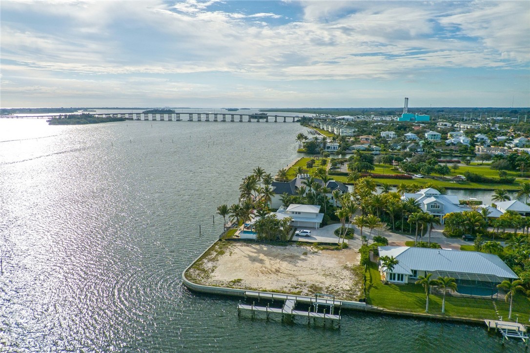 3 Sailfish Road Vero Beach, FL 32960 - Photo 5 of 17 a view of a city with lawn chairs