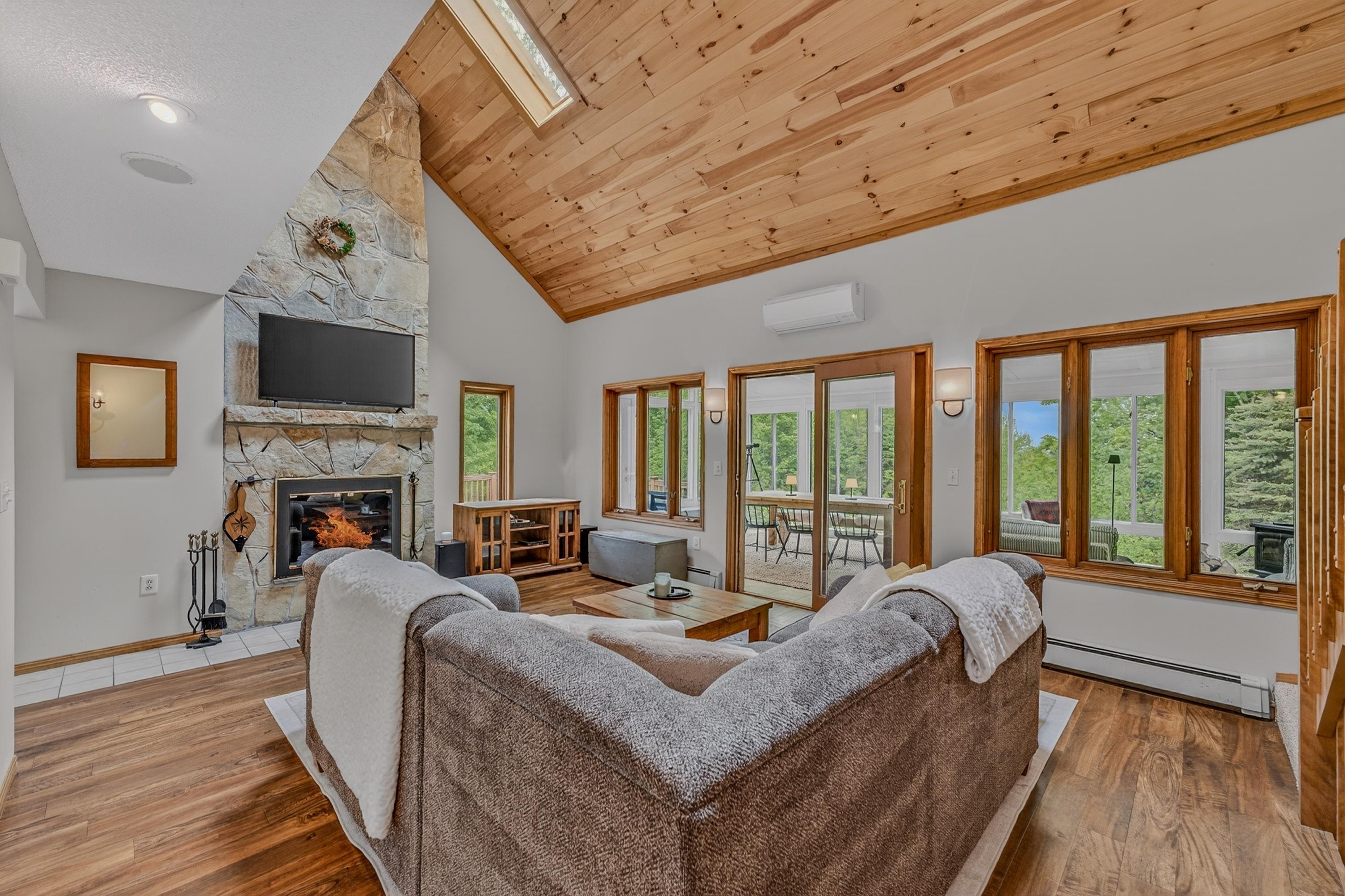 55 Sunset Paradise Road Jefferson, NH 03583 - Photo 13 of 56