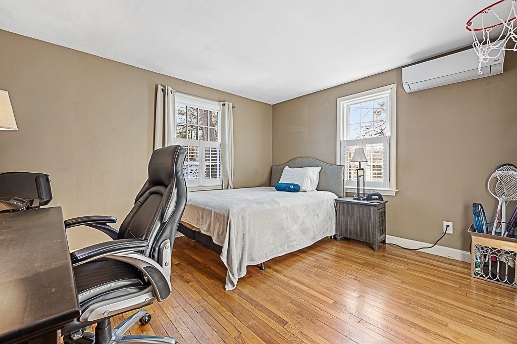 9 Bowman Street Westborough, MA 01581 - Photo 17 of 40