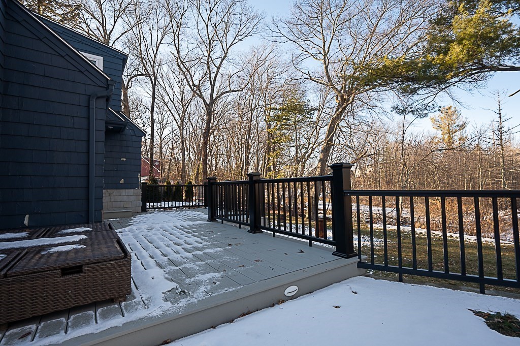 9 Bowman Street Westborough, MA 01581 - Photo 28 of 40