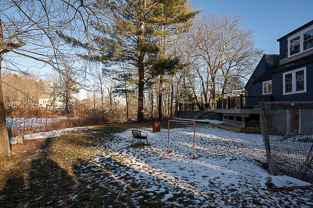 9 Bowman Street Westborough, MA 01581 - Photo 31 of 40