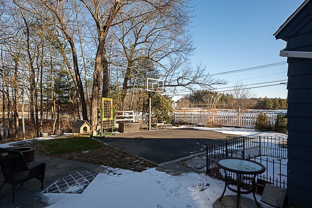 9 Bowman Street Westborough, MA 01581 - Photo 34 of 40