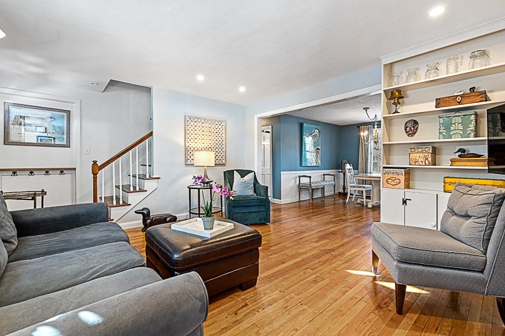 9 Bowman Street Westborough, MA 01581 - Photo 6 of 40