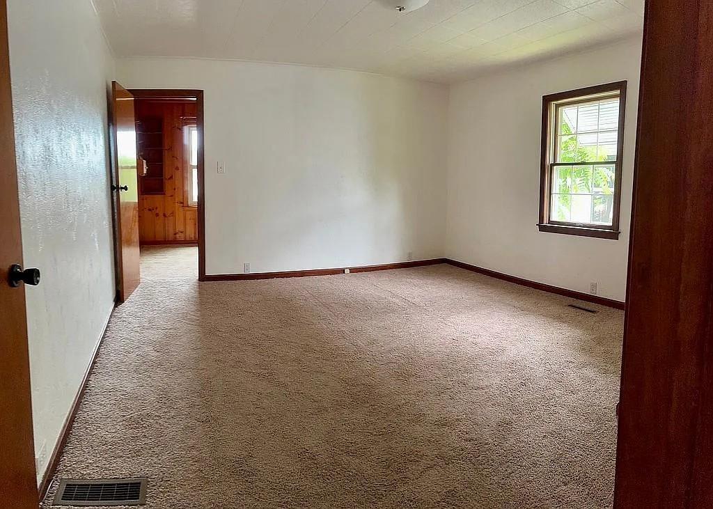 449 Race Street Waynesburg, PA 15370 - Photo 14 of 20 an empty room with windows and closet