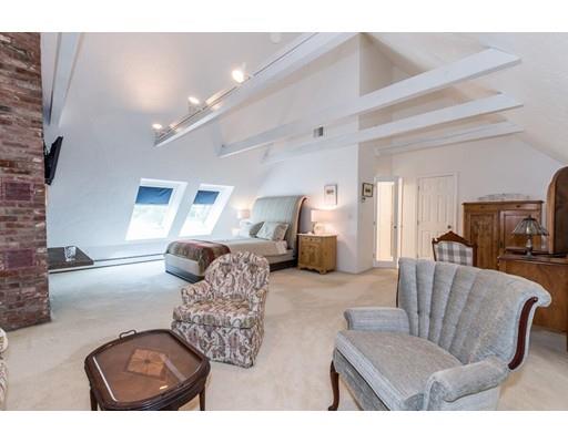 354 Moosehill Road Walpole, MA 02032 - Photo 20 of 40 Gallery Image 20