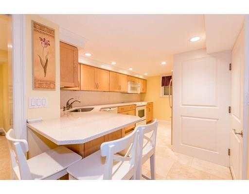 354 Moosehill Road Walpole, MA 02032 - Photo 29 of 40 Gallery Image 29