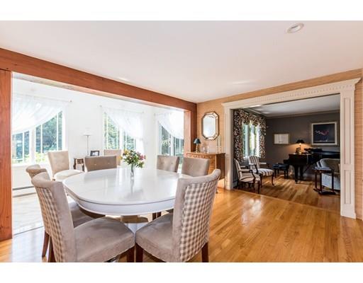 354 Moosehill Road Walpole, MA 02032 - Photo 10 of 40 Gallery Image 10