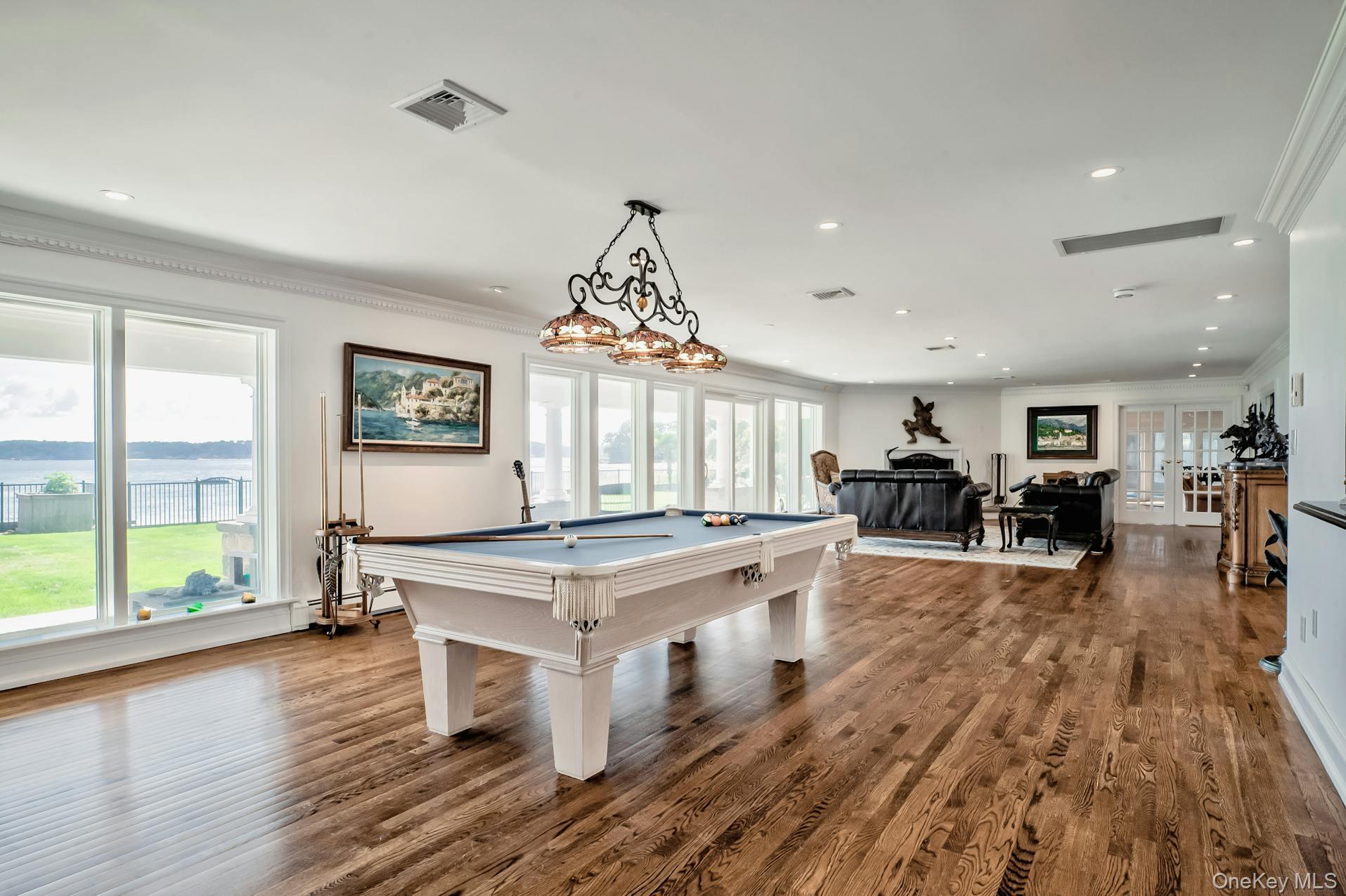 33 Beach Road Northport, NY 11768 - Photo 12 of 50