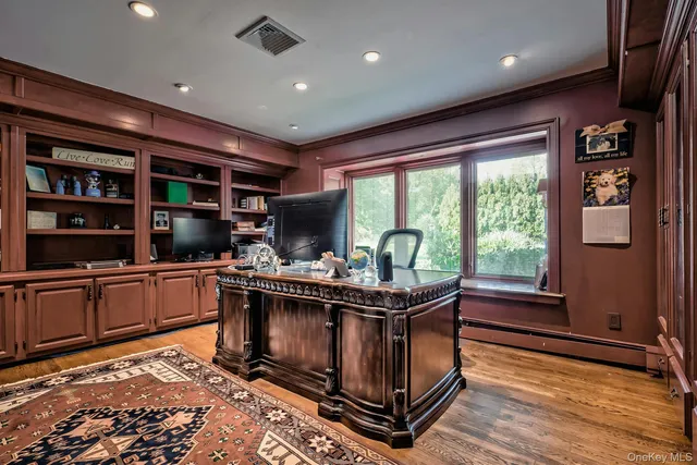 $3,890,000 | 33 Beach Road, Northport, NY 11768