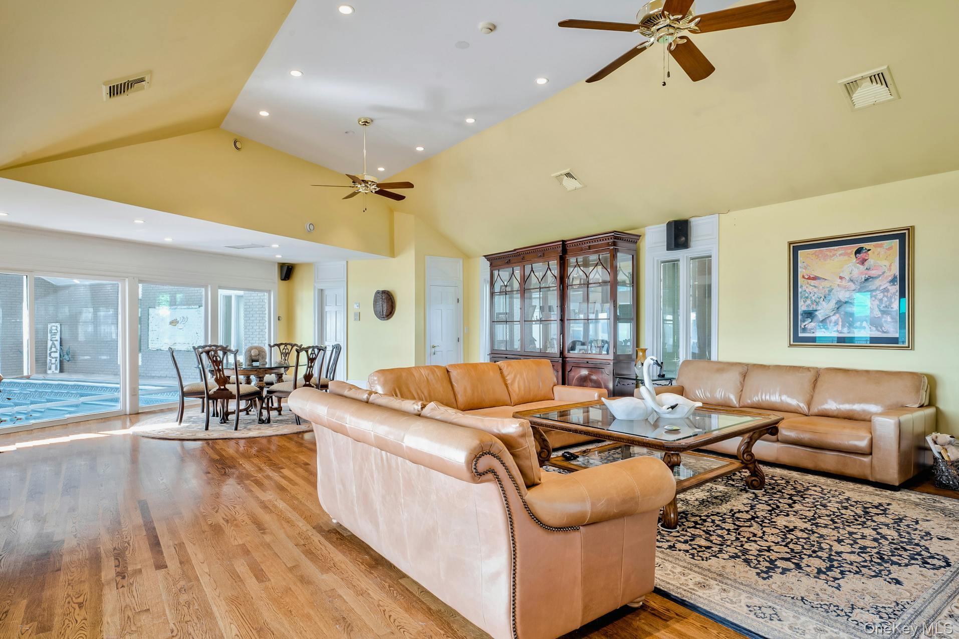 33 Beach Road Northport, NY 11768 - Photo 18 of 50