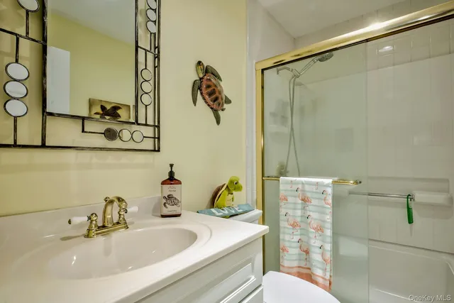 $3,890,000 | 33 Beach Road, Northport, NY 11768