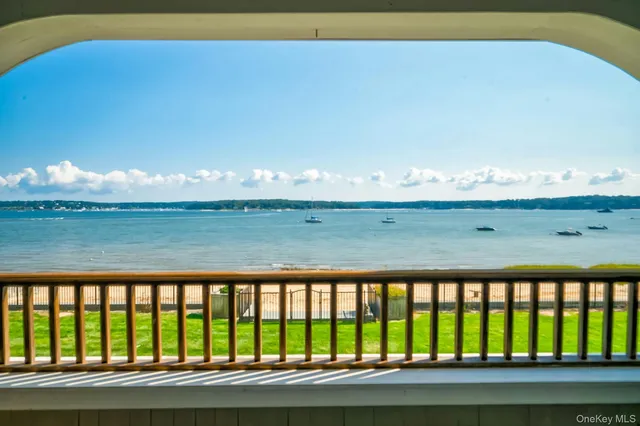 $3,890,000 | 33 Beach Road, Northport, NY 11768