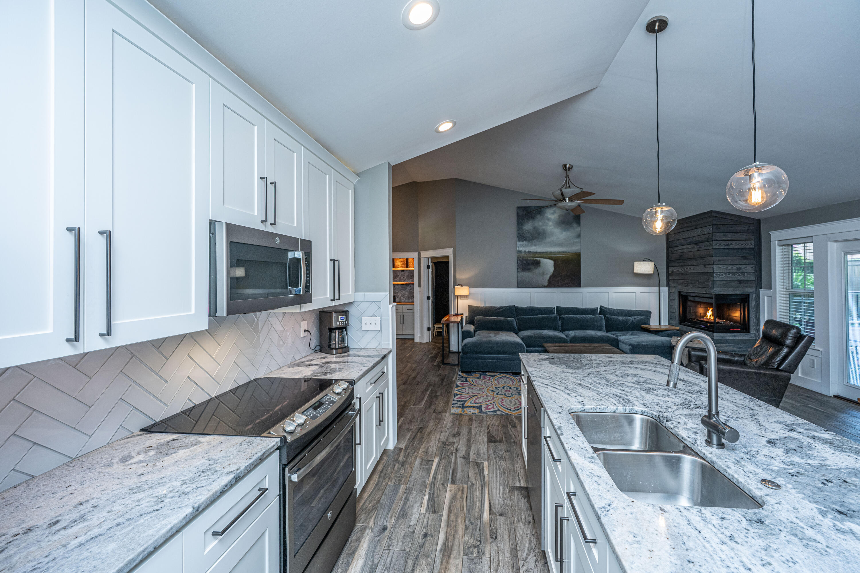 256 Two Hitch Road Goose Creek, SC 29445 - Photo 12 of 37 256TwoHitchRd023