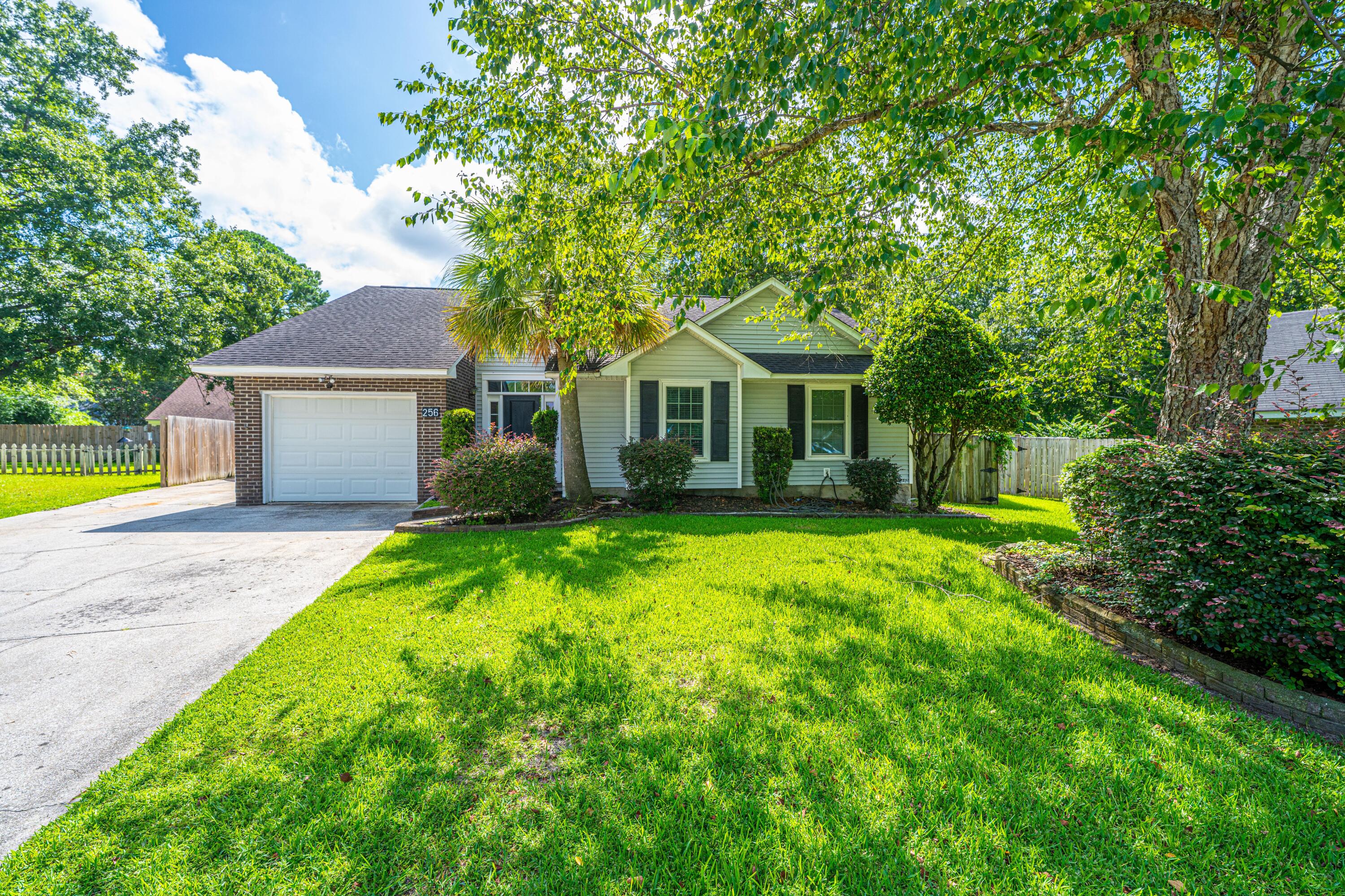 256 Two Hitch Road Goose Creek, SC 29445 - Photo 36 of 37 256TwoHitchRd003