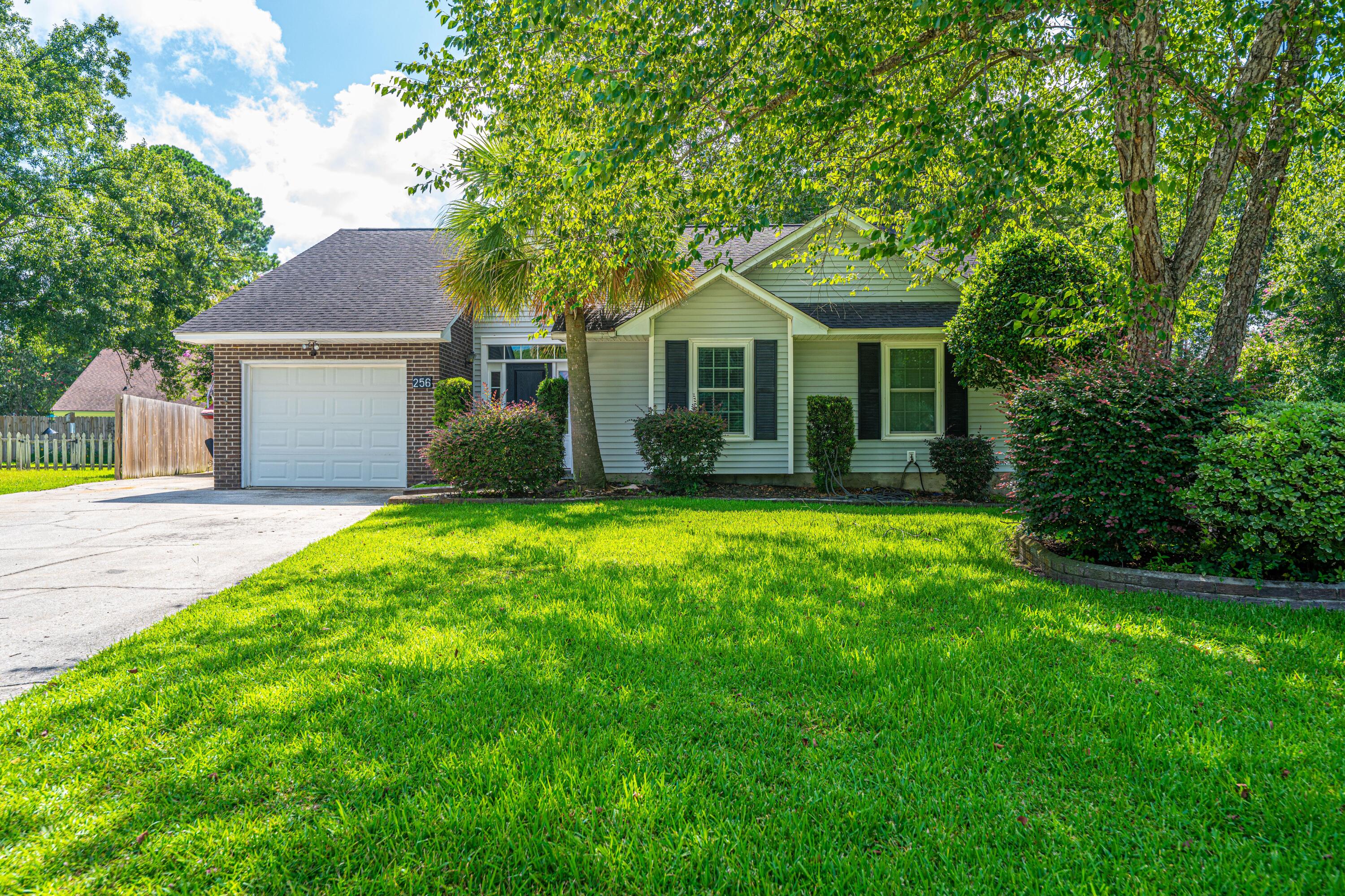 256 Two Hitch Road Goose Creek, SC 29445 - Photo 37 of 37 256TwoHitchRd007